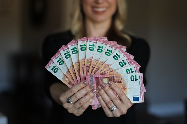 28 Online-Jobs zum einfachen Geldverdienen  (€25/Stunde)